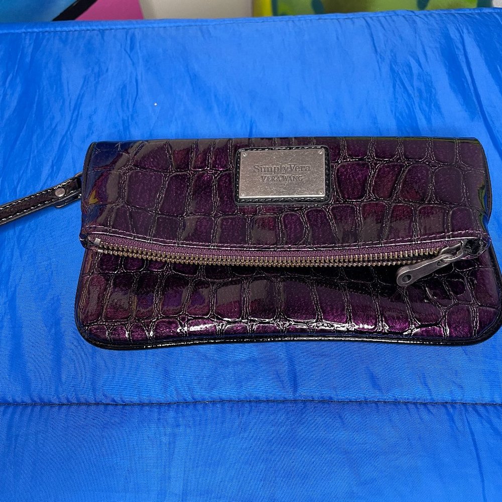 Vera Wang Simple Vera Purple Wristlet